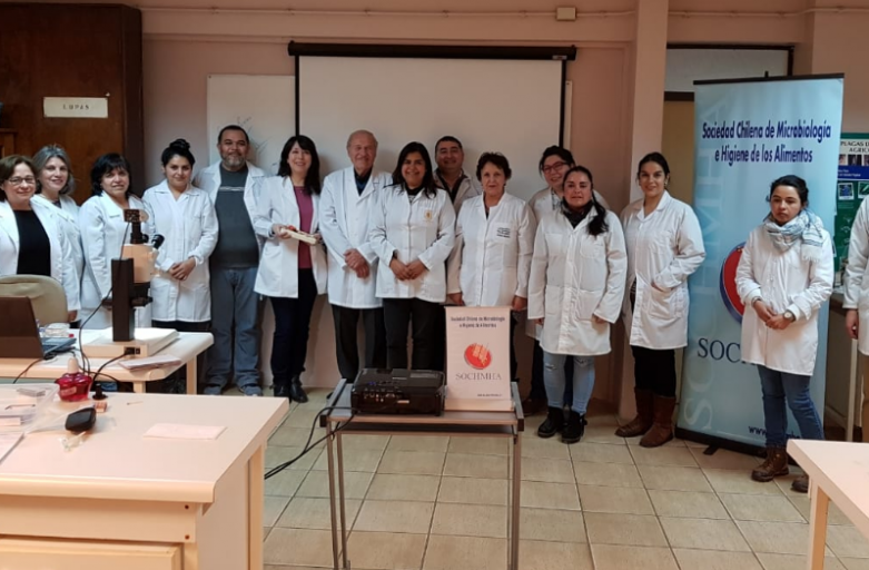 Expertos y Estudiantes Asisten a Seminario sobre Micotoxinas en la Facultad de Agronomía